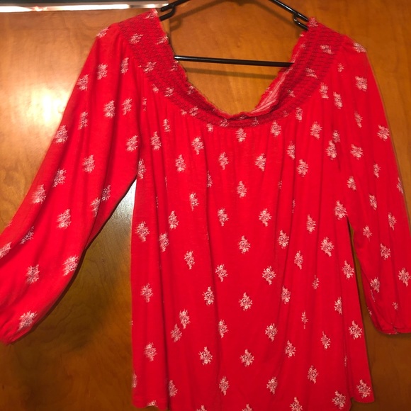 Off the shoulders Long Sleeve - Picture 2 of 3